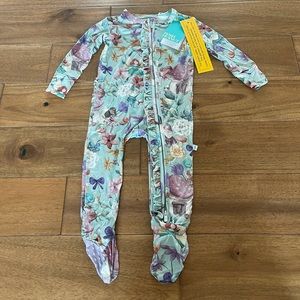 NEW! Gnome posh peanut sleeper